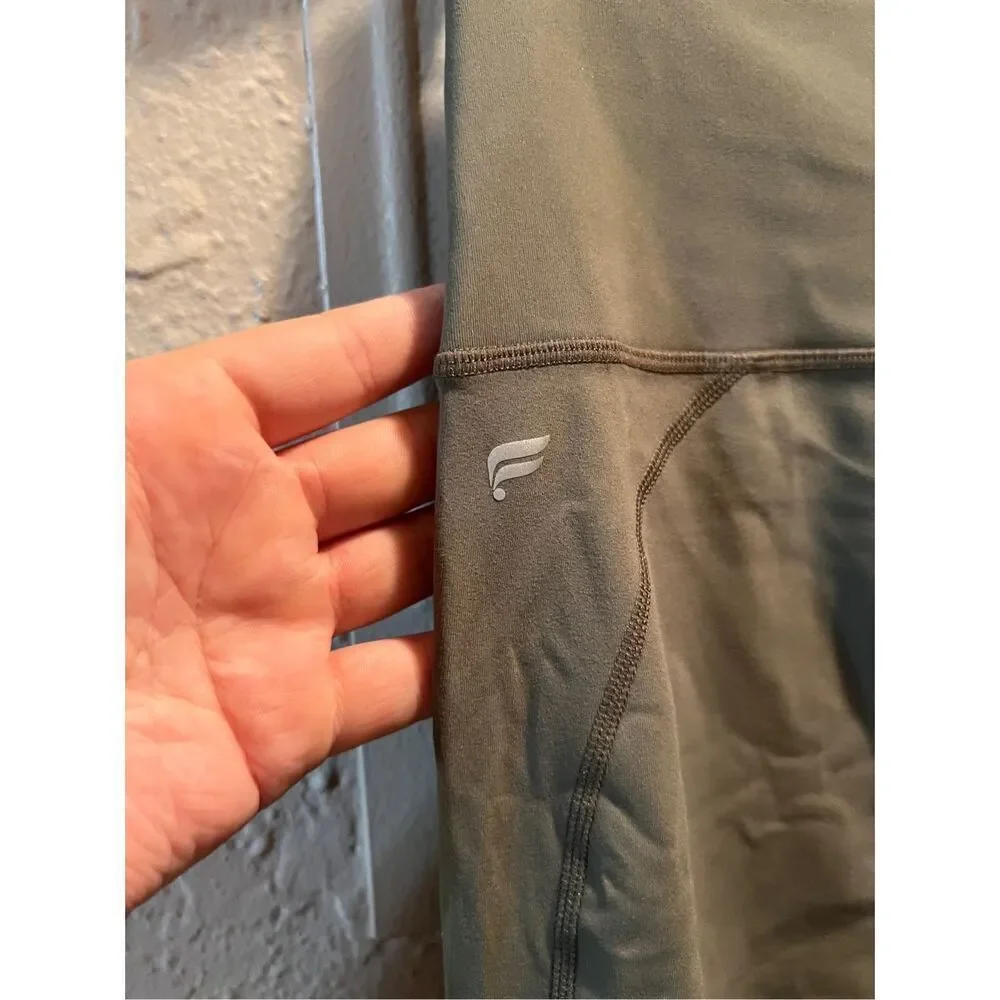 Pure Luxe By Fabletics Green Bootcut Leggings Woman’s Size Medium - Picture 9 of 10